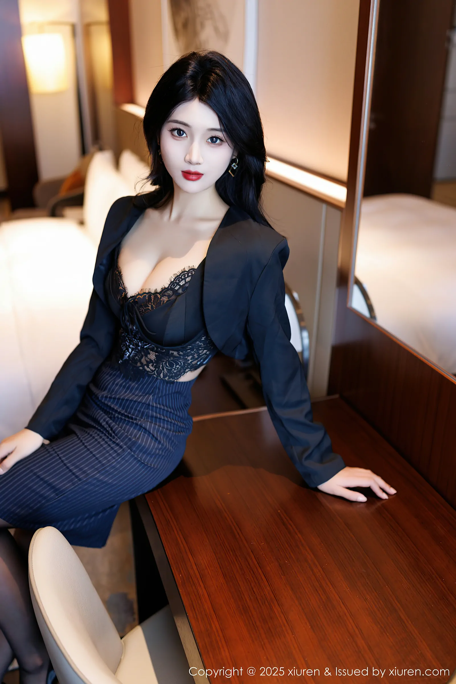 [Xiuren秀人网] 2025.01.08 NO.9728 南乔 [90+1P／762MB]-女神汇