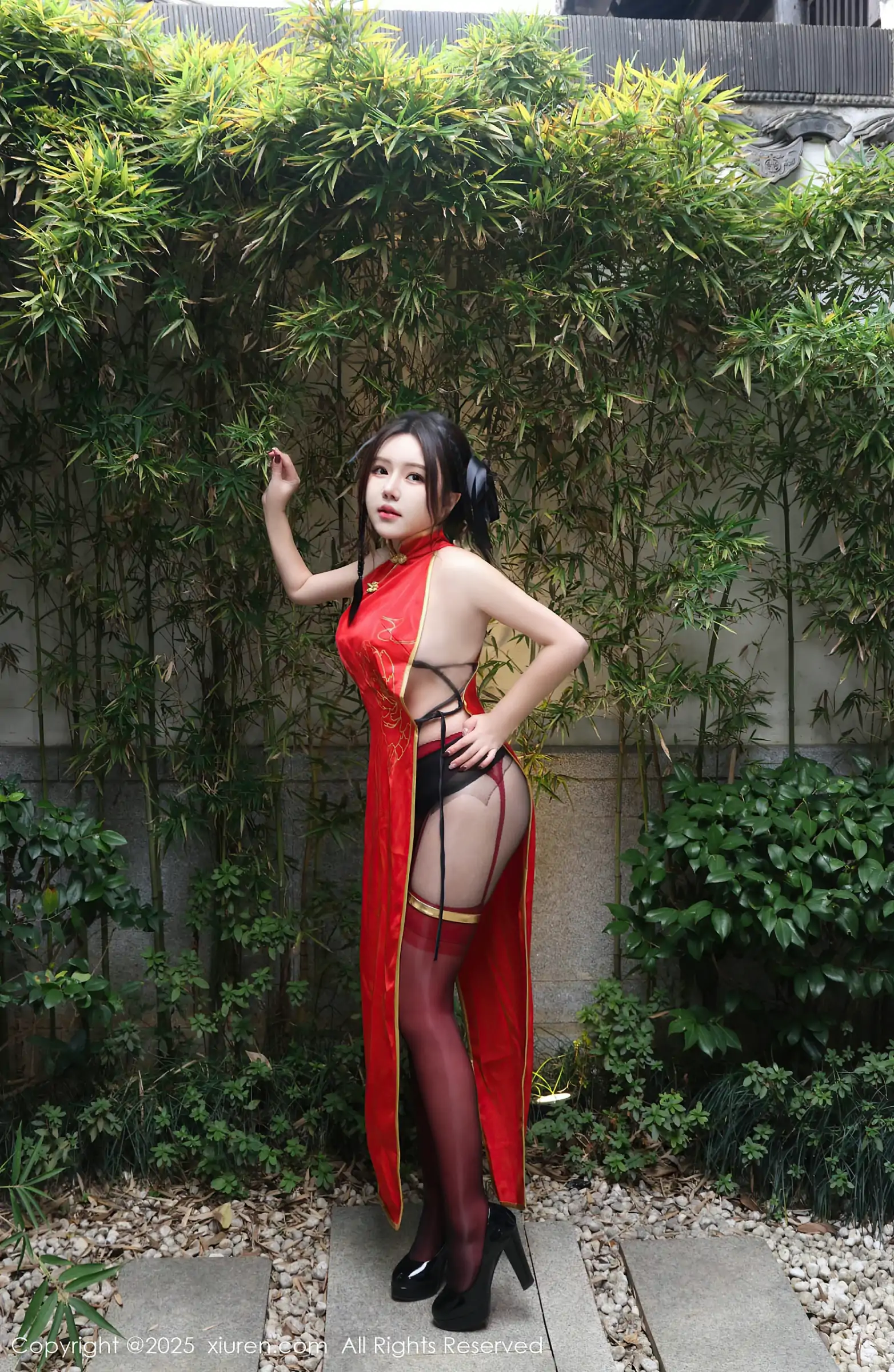 [Xiuren秀人网] 2025.01.26 NO.9834 小薯条nienie [131+1P／1.42GB]-女神汇