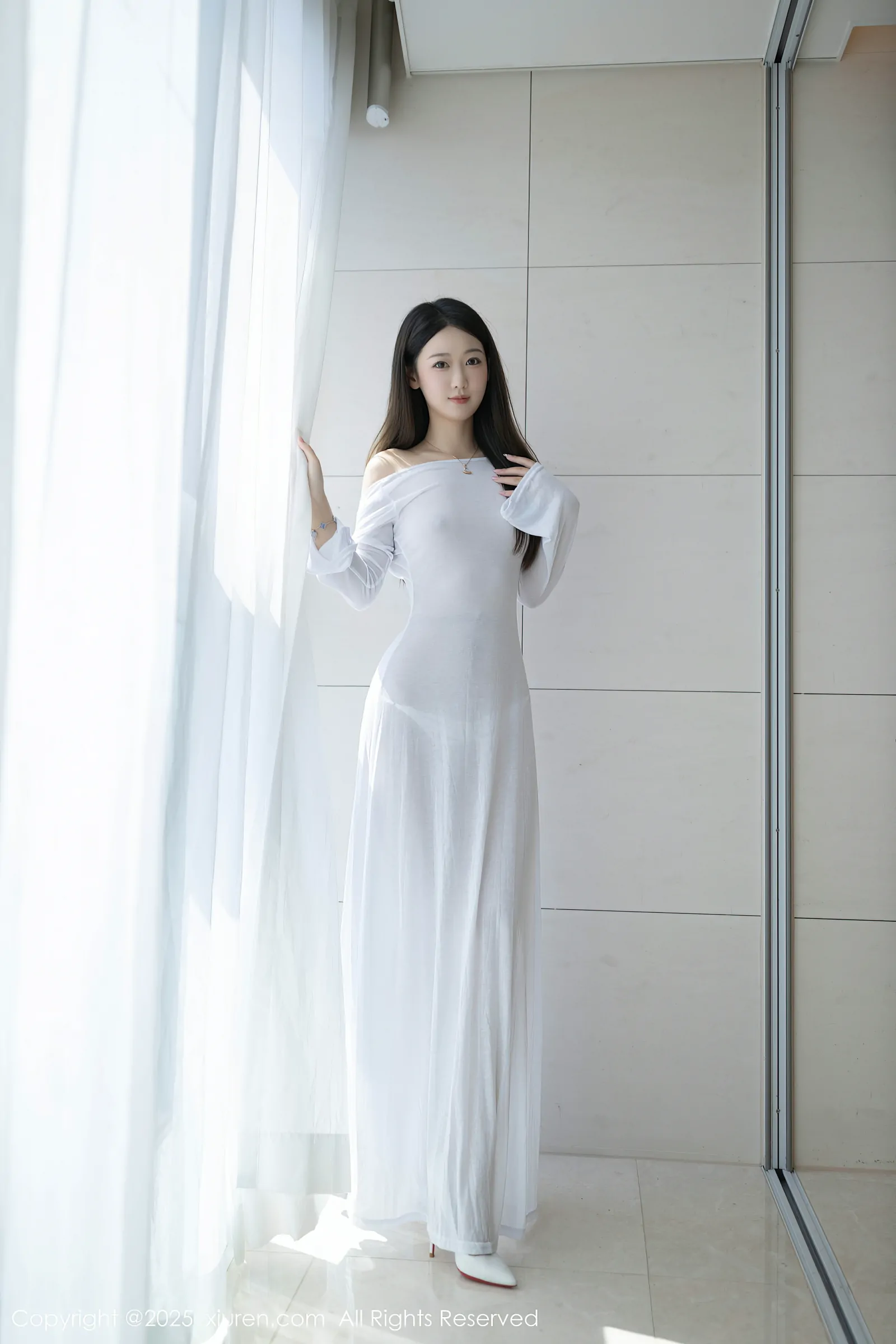 [Xiuren秀人网] 2025.02.05 NO.9840 唐安琪 [84+1P／677MB]-女神汇
