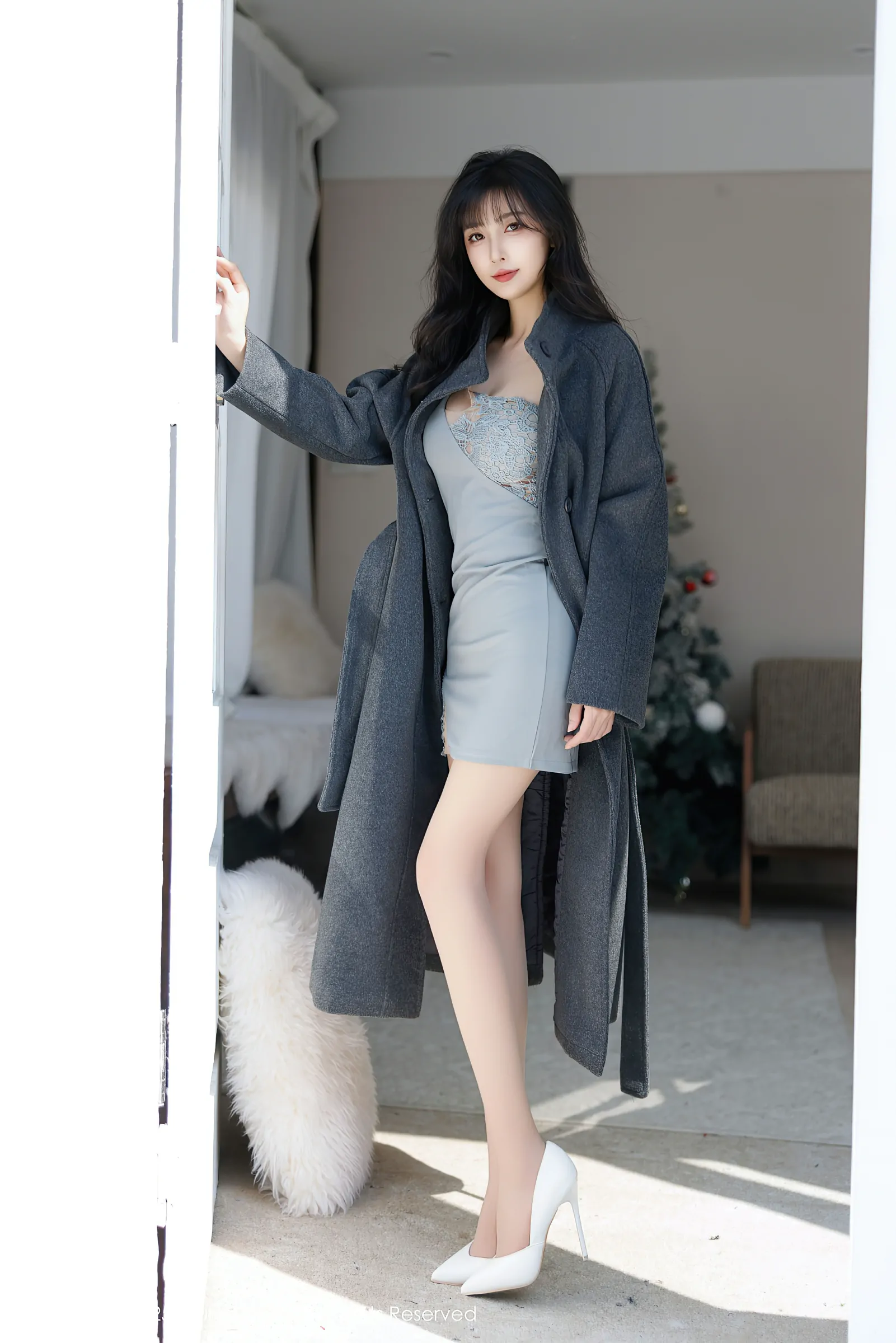 [Xiuren秀人网] 2025.02.10 NO.9863 林星阑 [83+1P／647MB]-女神汇
