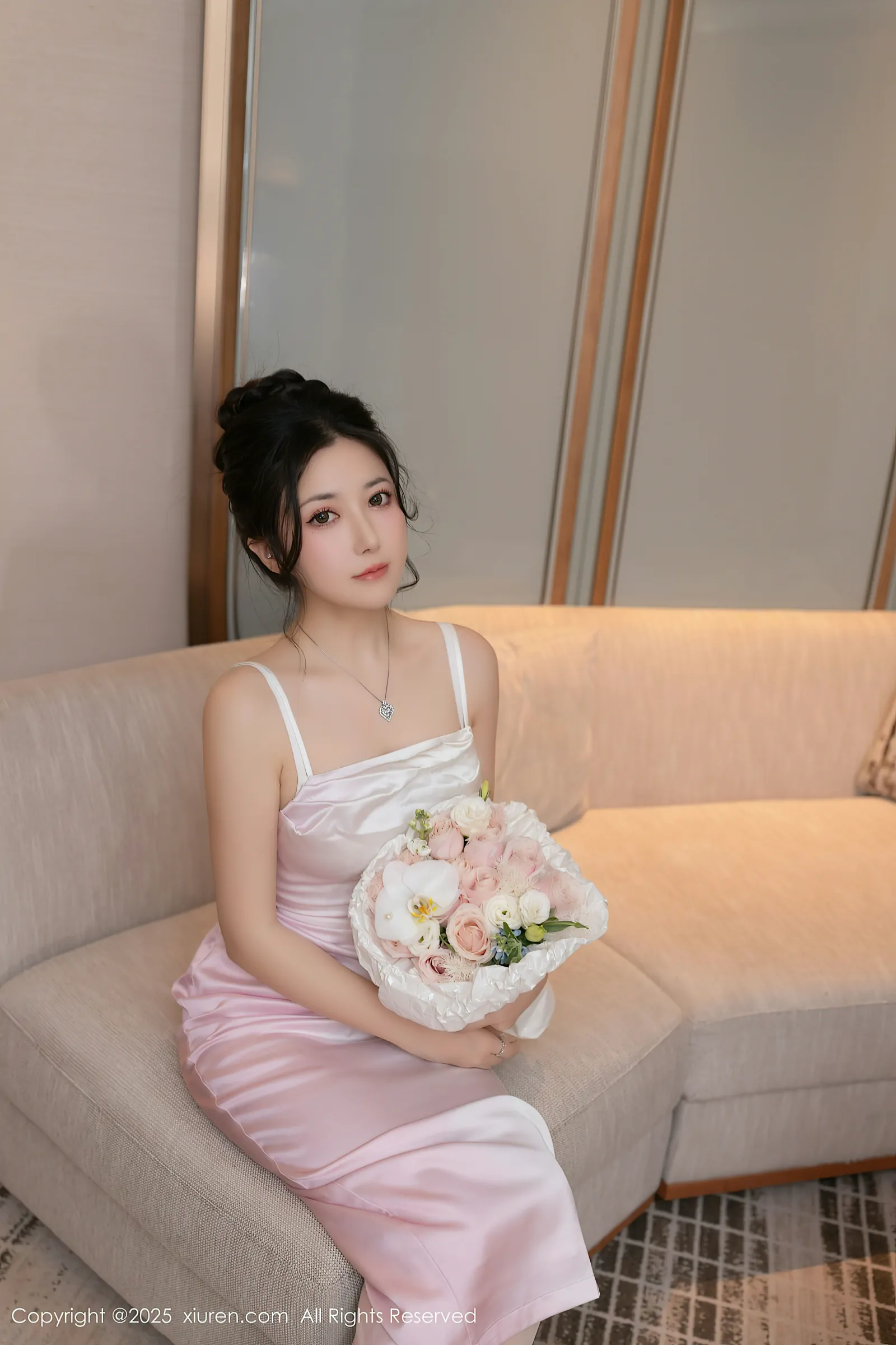 [Xiuren秀人网] 2025.02.19 NO.9907 鱼子酱Fish [80+1P／790MB]-女神汇