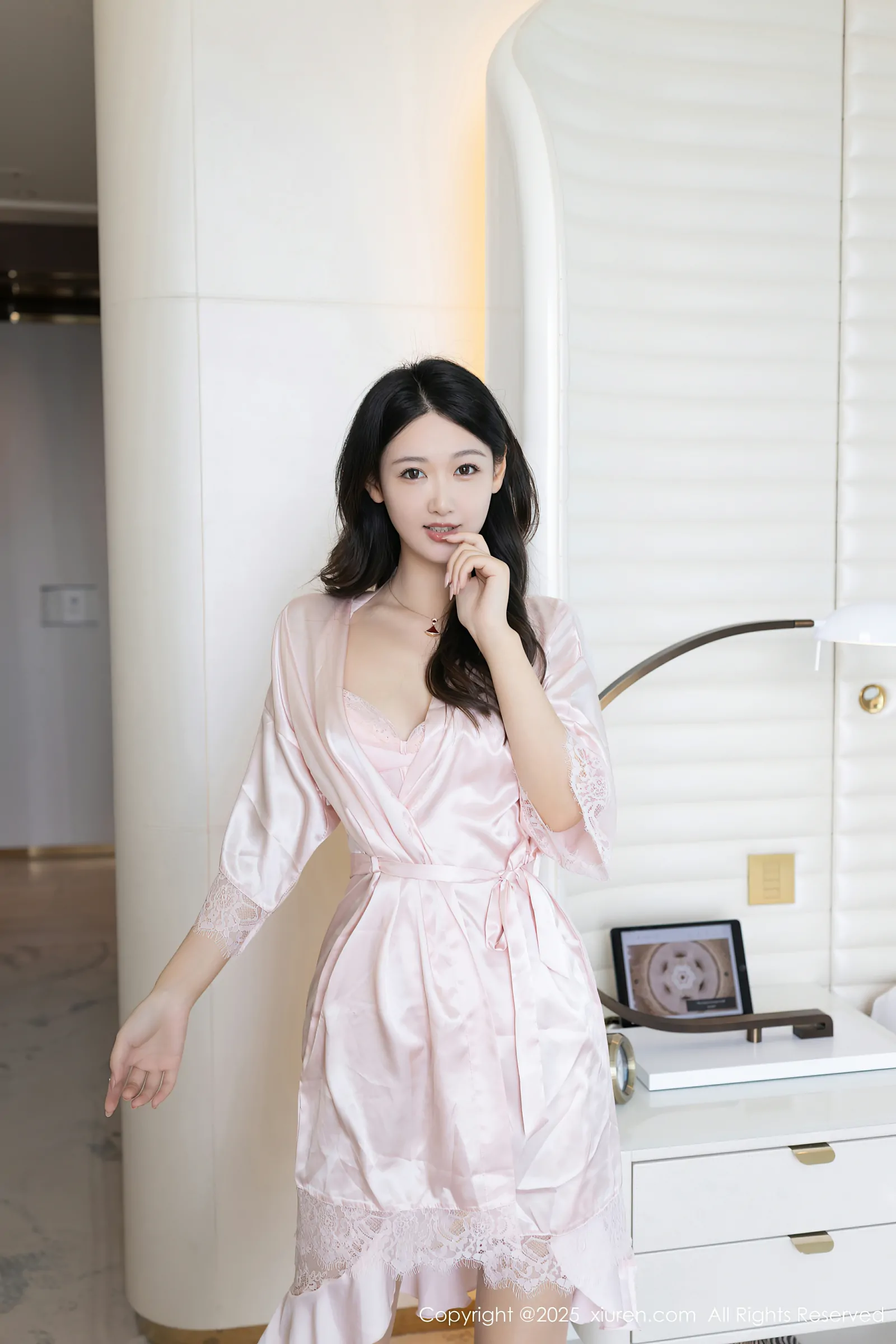 [Xiuren秀人网] 2025.04.14 NO.10150 唐安琪 [79+1P／700MB]-女神汇